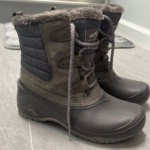 North face snow boots